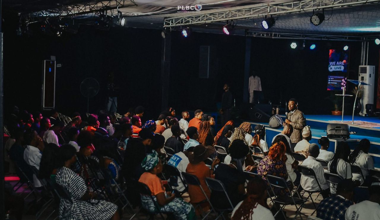 Pastor Preston Idoro preaching